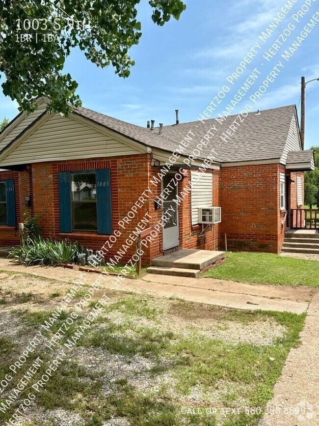 Building Photo - 1003 S 9th- Rental