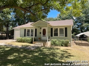 Photo - 2027 Gruene Rd