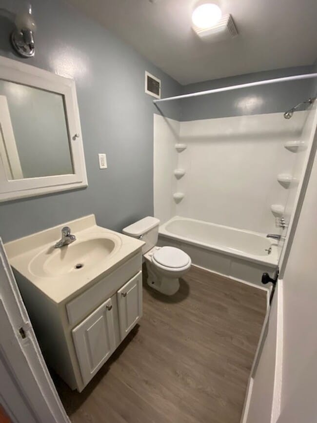 Photo - 326 Camden Ave Unidad 326-B Camden Ave.