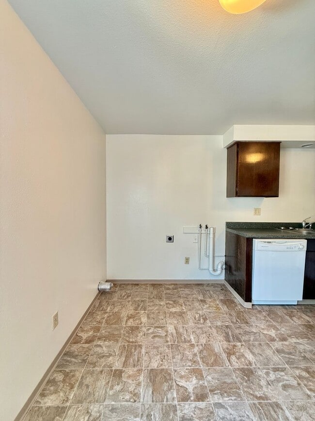 Photo - 330 Independence Cir Unit 330D