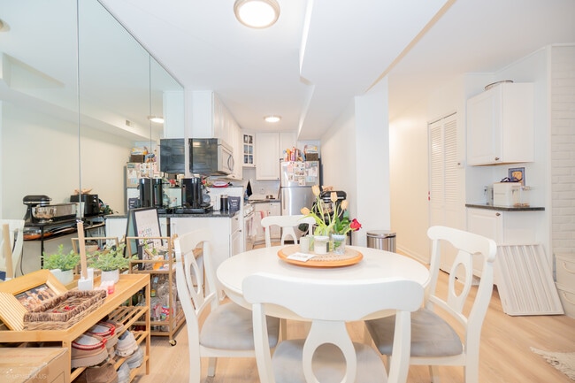 Photo - 2201 N Cleveland Ave Unit 104