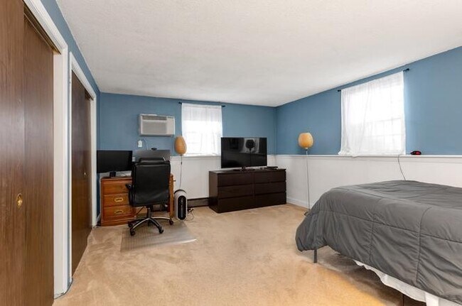 Photo - 89 Pleasant St Unit 89 Pleasant Street A3