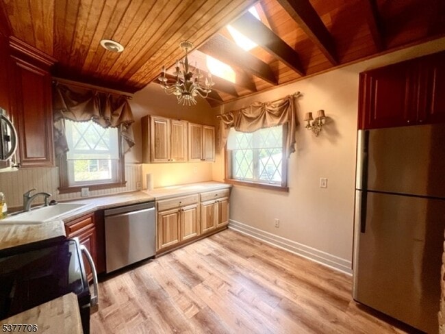 Building Photo - 217 Ashland Ave Rental