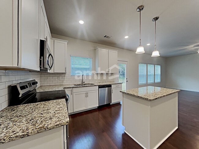 467 Camp dr