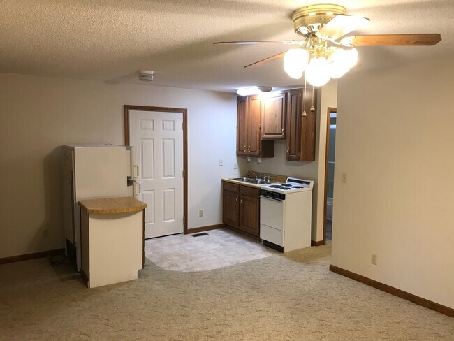 Photo - 151 Henry Sledd Rd Unit Apt A