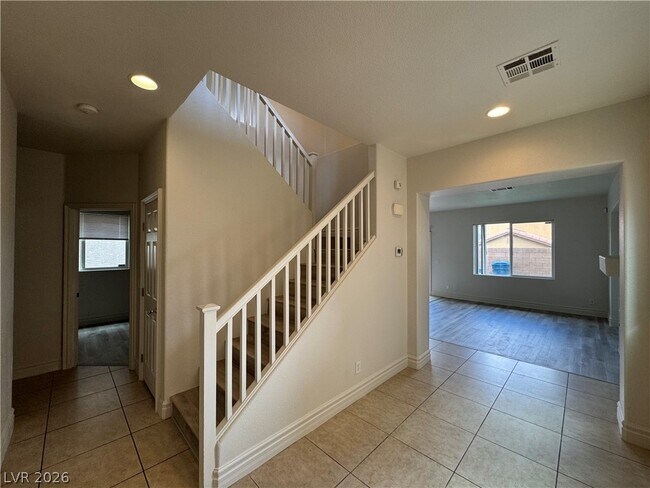 Photo - 6470 Aether St