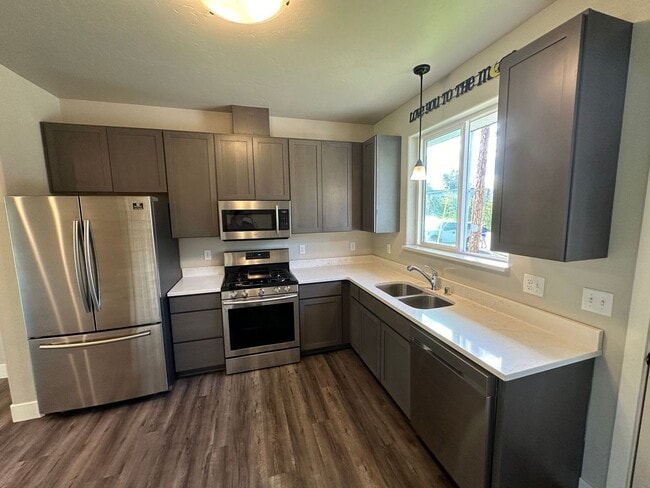 Photo - 1167 Westpoint Dr Unit 3