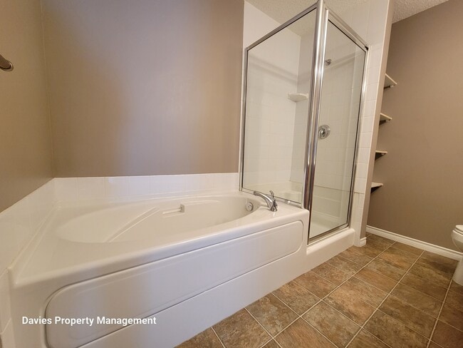 Photo - 12110-12106 106 Ave NW