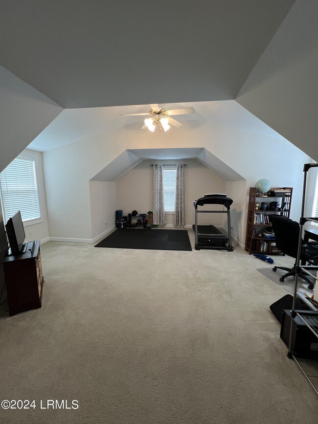 Photo - 25 National Blvd