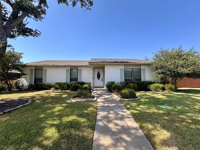 1533 W Spring Creek Pkwy