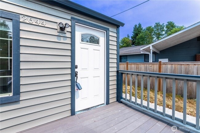 Photo - Beautifully Renovated 4-Bedroom Home in De...