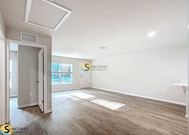 Photo - 183 Midway Rd Unidad 2