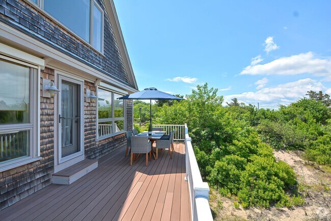 Building Photo - Dog-Friendly Winter Rental on Plum Island