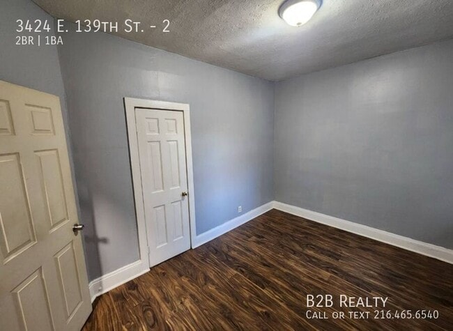 Photo - 3424 E 139th St Unidad 2