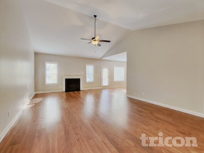 Photo - 189 Crystal Creek Dr