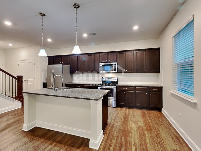 Photo - 3348 Okelly Dr