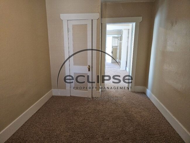 Photo - 204 Edison Ave