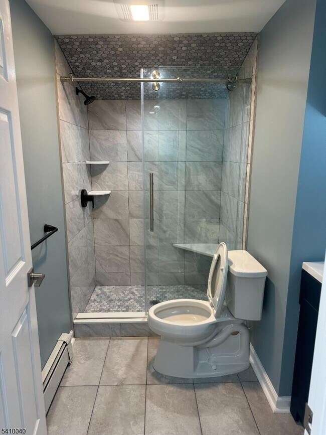 Photo - 202 Black Oak Ridge Rd