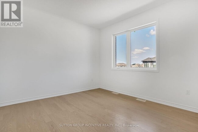 Photo - 59 Suzuki St