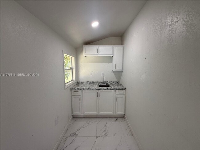 Photo - 1960 NW 104th St Unit Rear