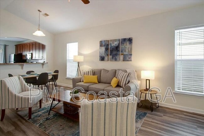 Photo - 11 Summer Lake Way