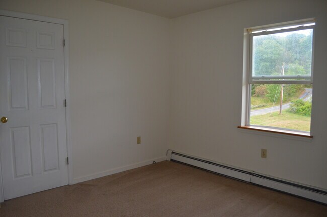 Photo - 371 NY-284 Unit 1