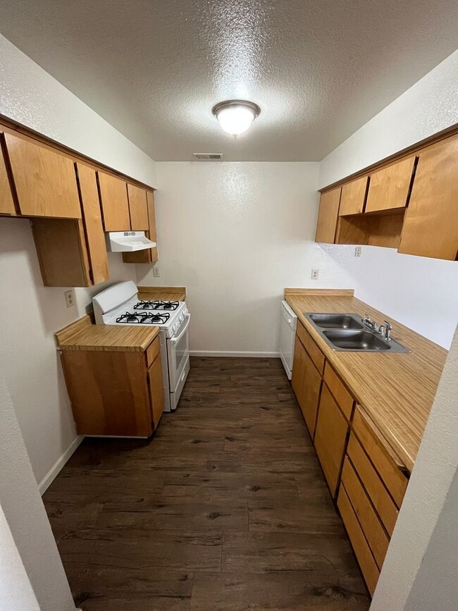 Photo - 1356 Unit 206-2