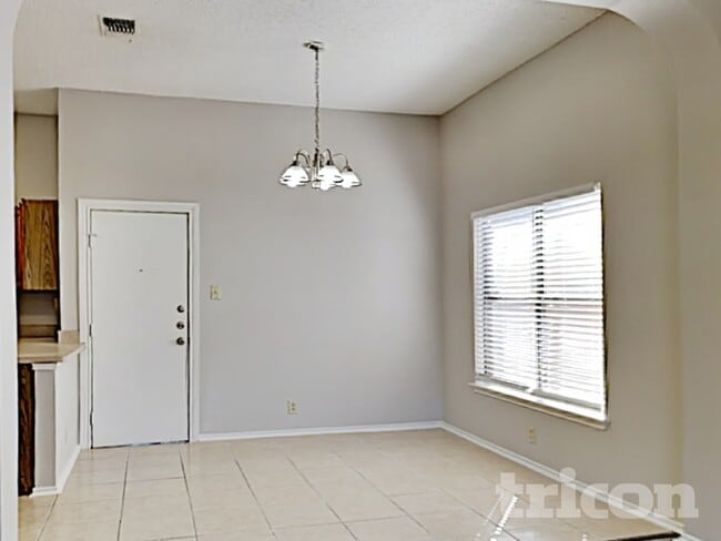 Photo - 7947 Flower Trail