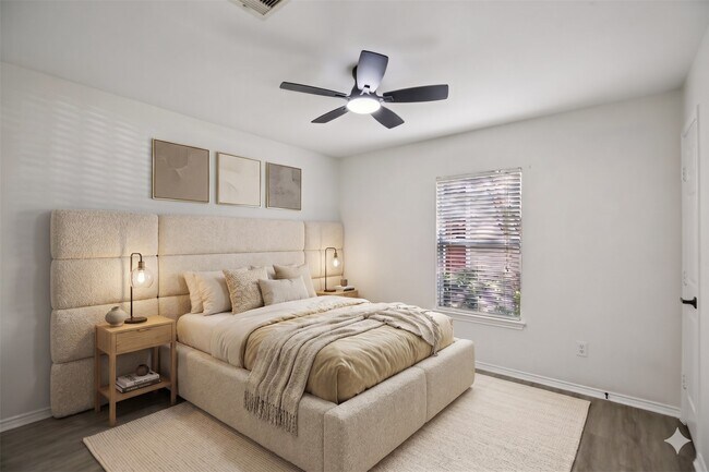 Photo - 1705 Stuart St