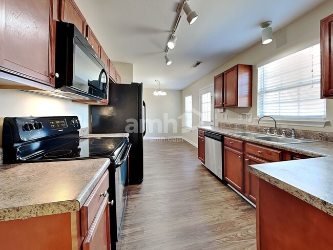 Photo - 1309 Lowell St