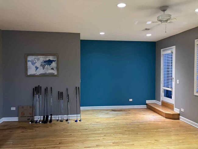 Photo - 612 S Western Ave