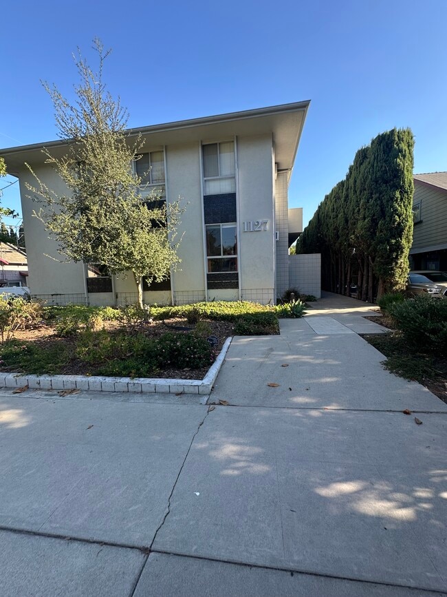 1127 Magnolia St Unidad 3