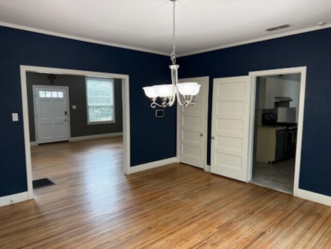 Photo - 1413 Augusta Ave House