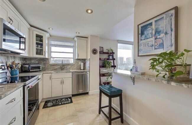 Photo - 137 Golden Isles Dr Unit 1006