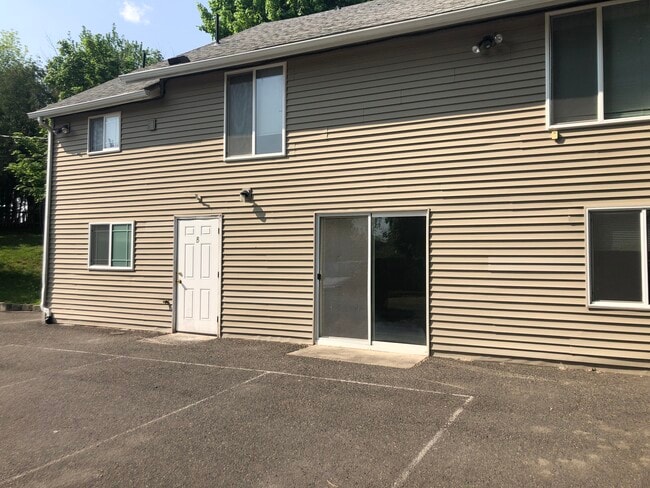 Photo - 1235 NE Lybecker Rd