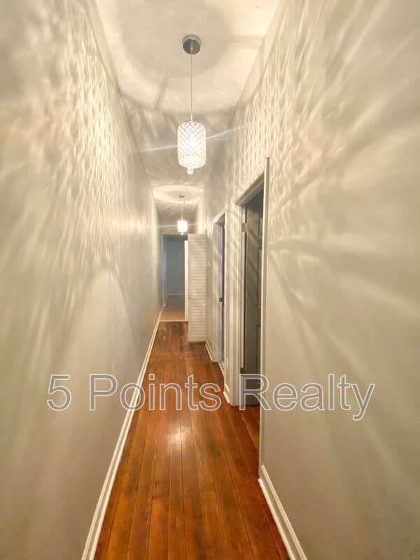 Photo - 315 Grace St