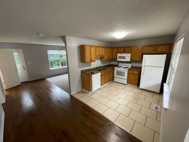 Photo - 190 Benson Pike Unit 190 Benson  #2