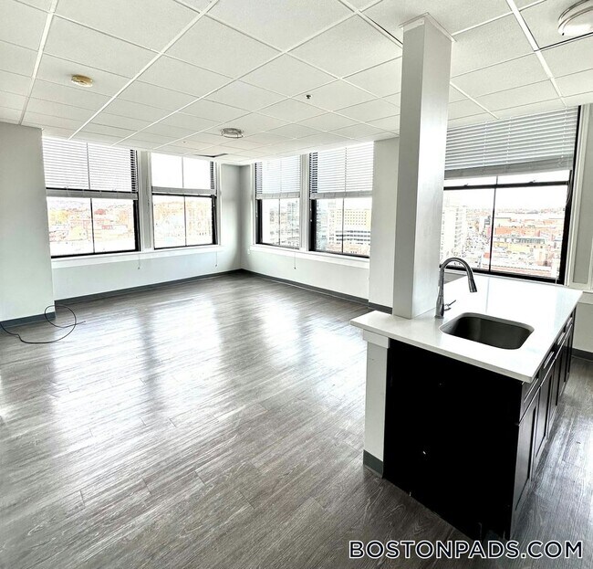 Photo - 507 Main St Apartment Unit 1104