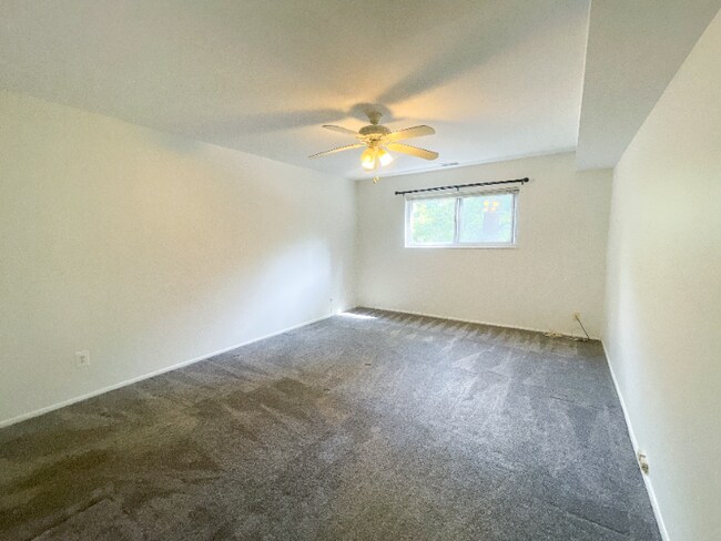 Photo - 46 Township Line Rd Unidad 209