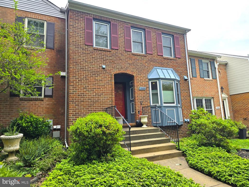 Photo - 7526 Heatherton Ln