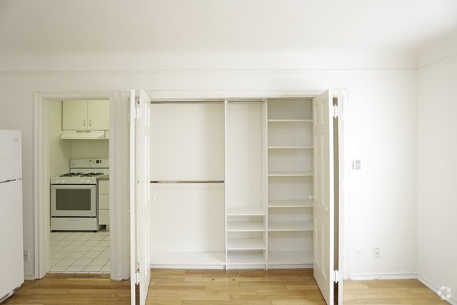 Studio - 300 SF - Mansfield Apartments