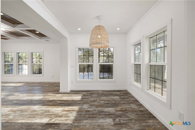 Photo - 2301 Wegner Rd