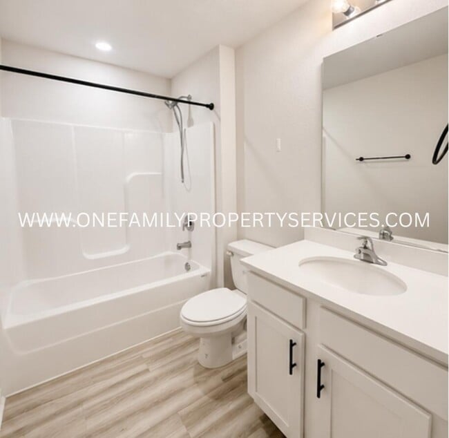 Photo - 2606 Saltgrass Wy