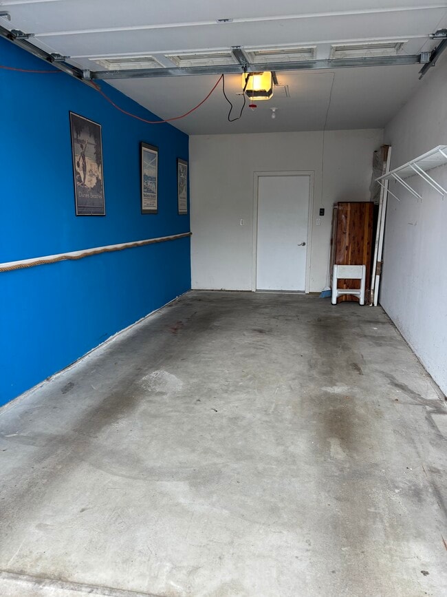 Photo - 13242 Lake Shore Dr Unidad 101