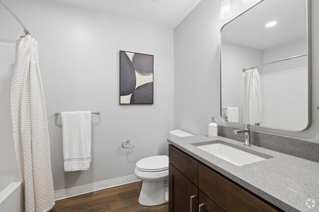 2BR, 1BA - 801SF - Bathroom