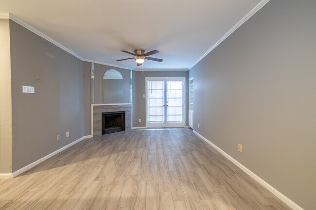 Photo - 14600 Fonmeadow Dr Unidad 100