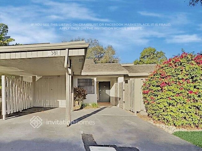 Building Photo - 381 Wildwood Ln E