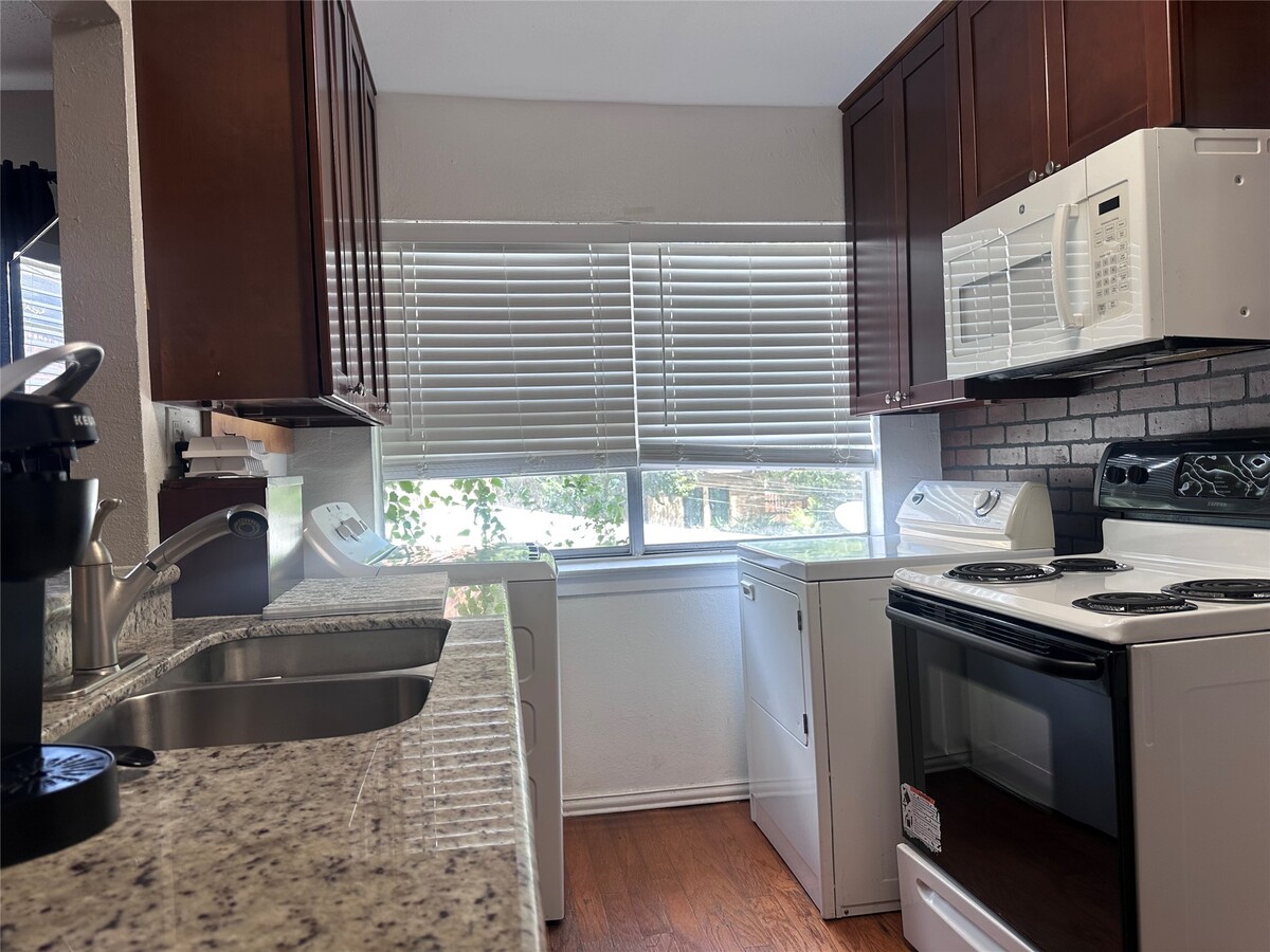 Photo - 5417 Ennis St Unit 3