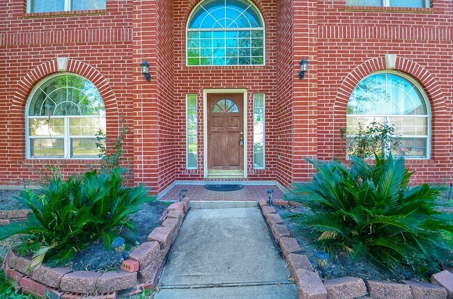 Photo - 13823 Eldridge Garden Cir
