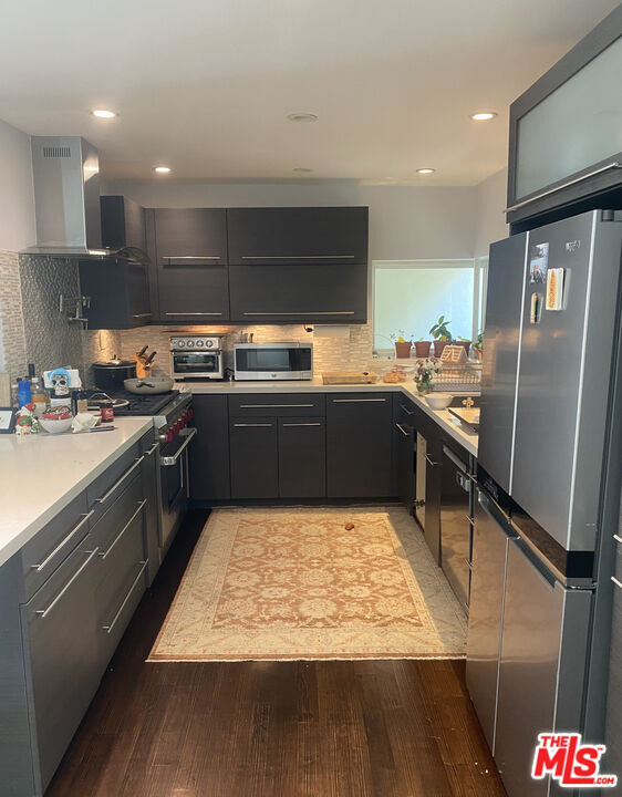 Photo - 1617 Roscomare Rd